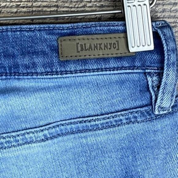 BlankNYC The Great Jones Mid Rise Zipper Trim Skinny Jeans Slumlord Blue Size 27 - Picture 8 of 12